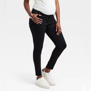 High rise under belly skinny maternity black jeans